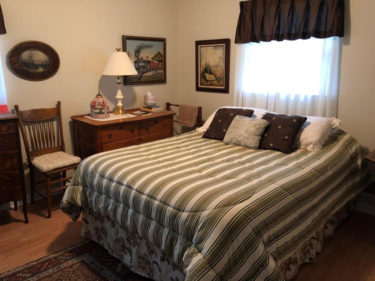Bed and Breakfast The Ashe Farm Marshall Экстерьер фото